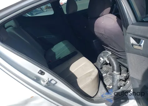 2012 Hyundai Veloster Base W/Gray z USA, uszkodzony, nr VIN KMHTC6AD7CU021588